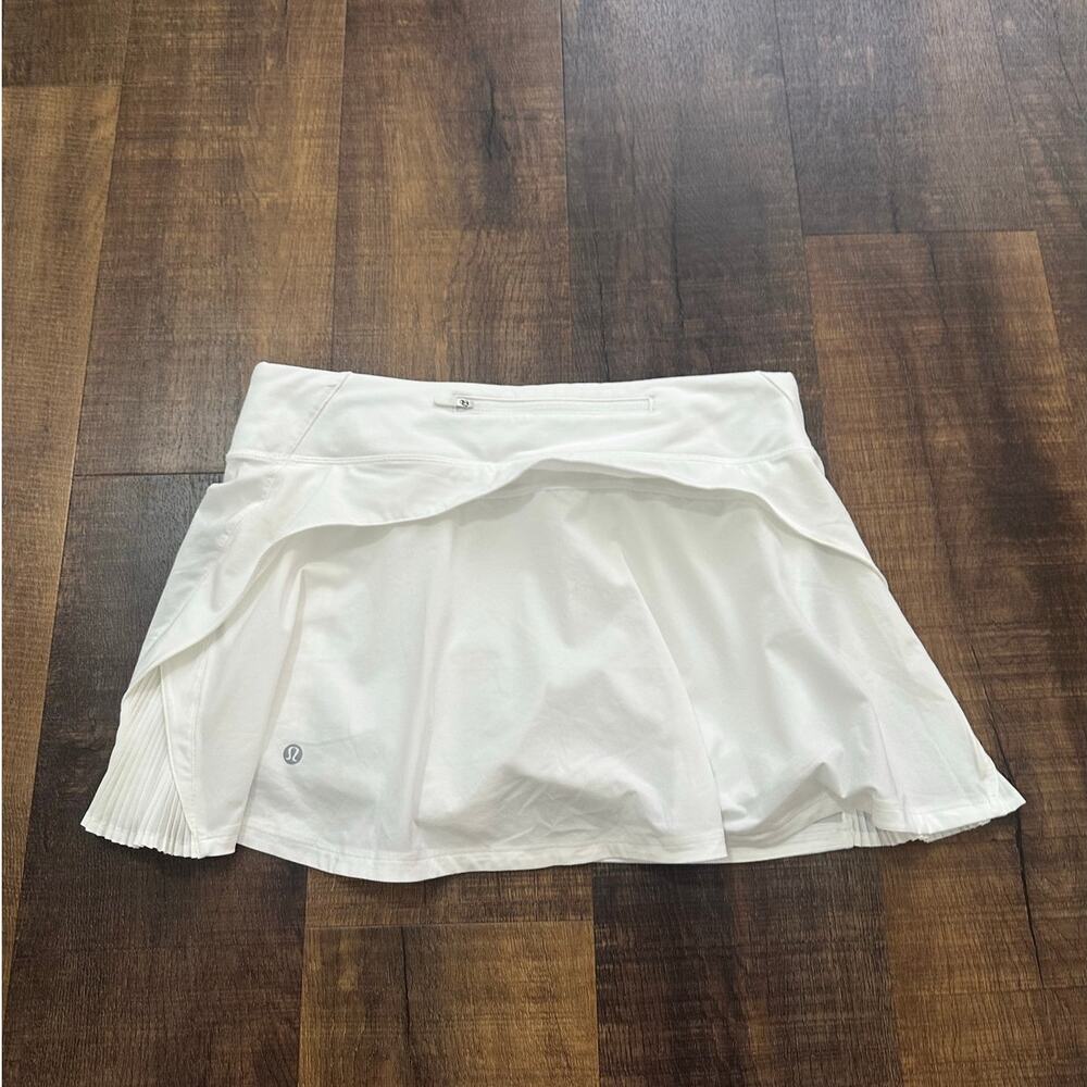 Lululemon White Play Off The Pleats Skirt 13" Size 8